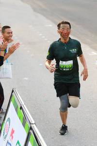 BIB: 769
                            <button type="button" onclick="openModal(3532255)" class="btn btn-primary btn-sm float-right btn-popup" data-toggle="modal" data-target=".modal-high-quality">
                        <i class="fas fa-shopping-cart"></i> Add to Cart
                    </button>
                                            <button type="button" onclick="isThisMe(3532255, true)" class="btn btn-success btn-sm float-right btn-popup btn-isme hidden" data-toggle="tooltip" data-placement="bottom" title="นี่คือรูปของคุณใช่ไหม คลิกที่นี่เพื่อเอาเข้าอัลบั้ม">
                        <i class="fas fa-plus"></i> Add to album
                    </button>
                    <button type="button" onclick="isThisMe(3532255, false)" class="btn btn-warning btn-sm float-right btn-popup btn-isnotme hidden">
                        <i class="fas fa-ban"></i> Remove from album
                    </button>